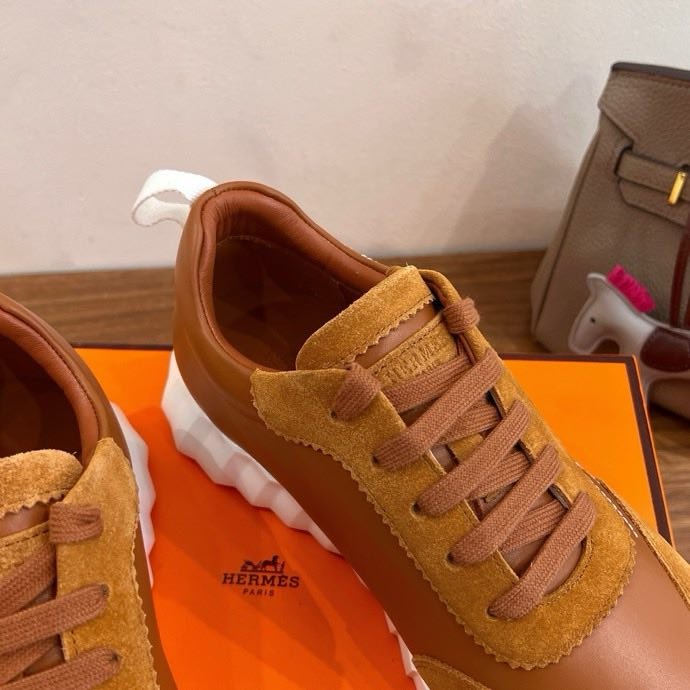 Кроссовки фото 8