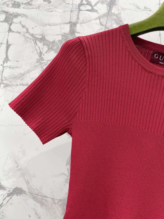 T-shirt women's фото 3