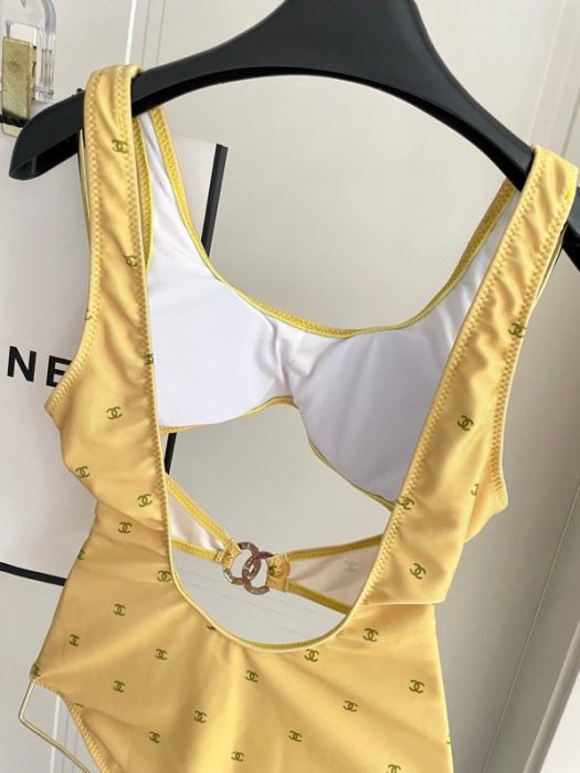 Swimsuit фото 6