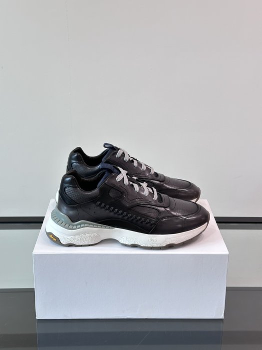 Кроссовки мужские