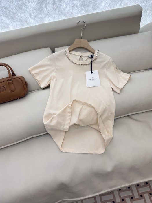 T-shirt women's фото 3