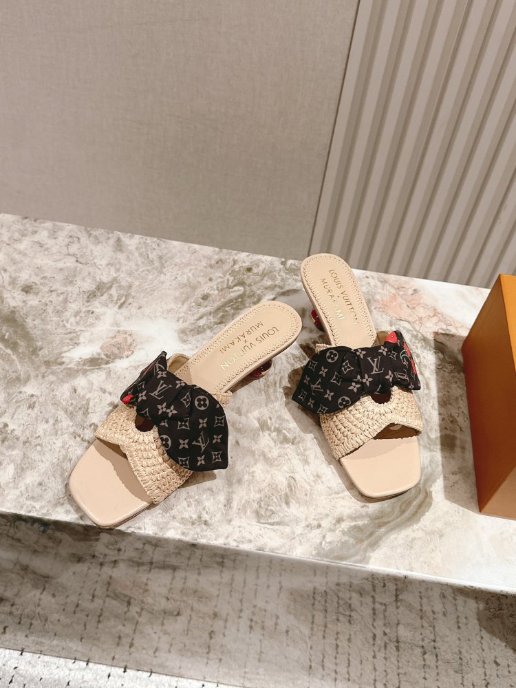 Босоніжки фото 3