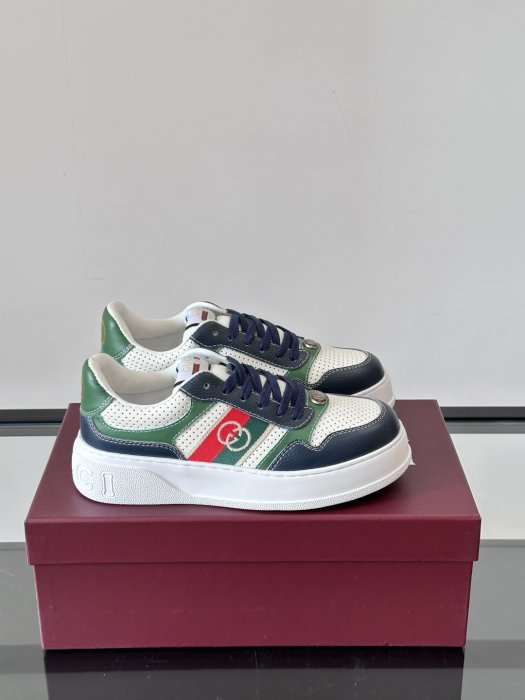 Кроссовки мужские