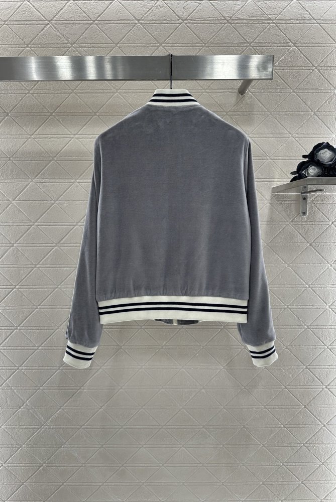 Кофта жіноча фото 2