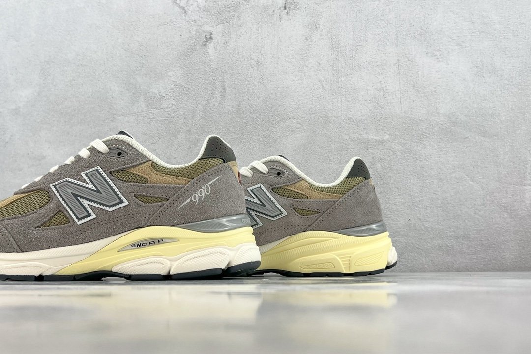 Sneakers 990 v3 M990TG3 фото 8