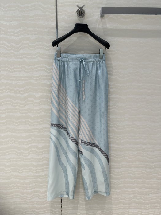 Брюки женские