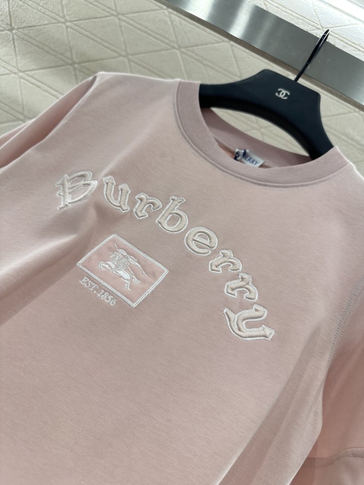 T-shirt women's фото 8