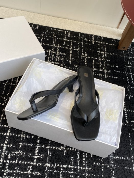 Босоножки фото 5