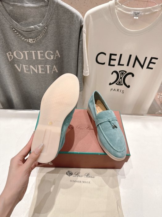 Лоферы женские фото 9