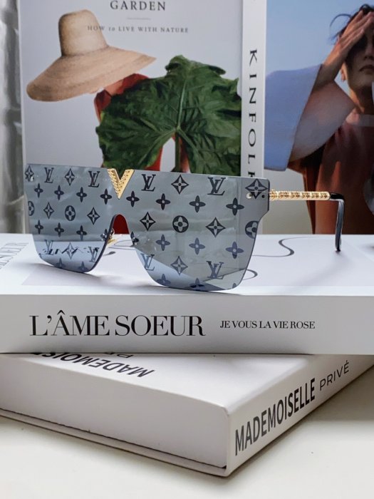 Окуляри сонцезахисні