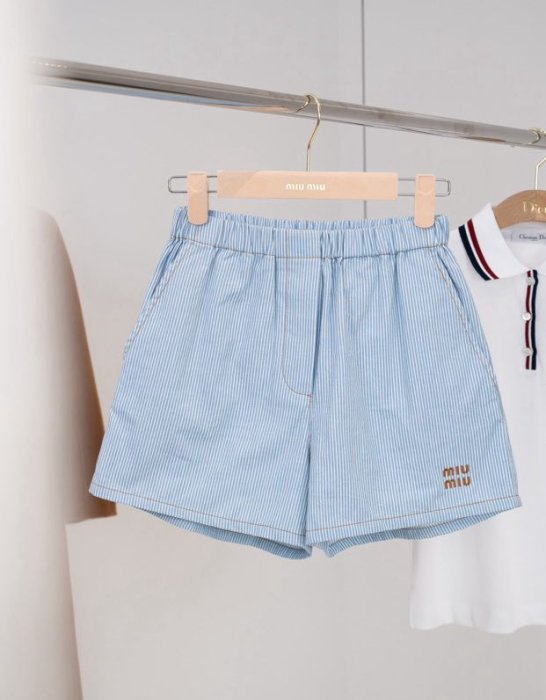 Шорти жіночі