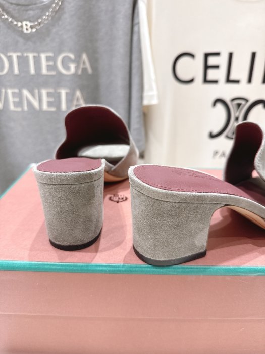 Босоножки фото 8