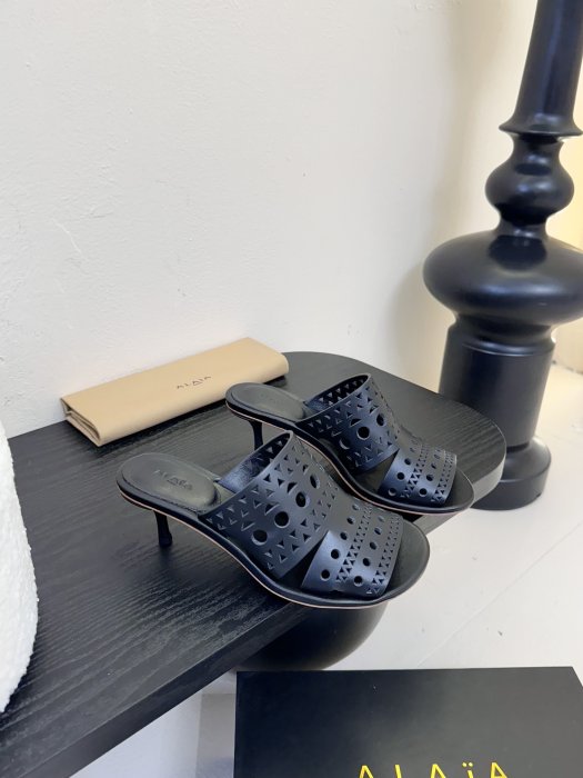 Босоножки фото 2