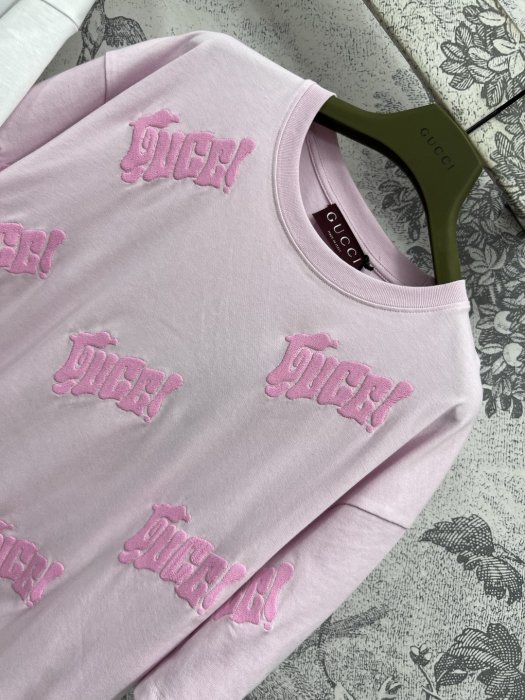 T-shirt women's фото 4