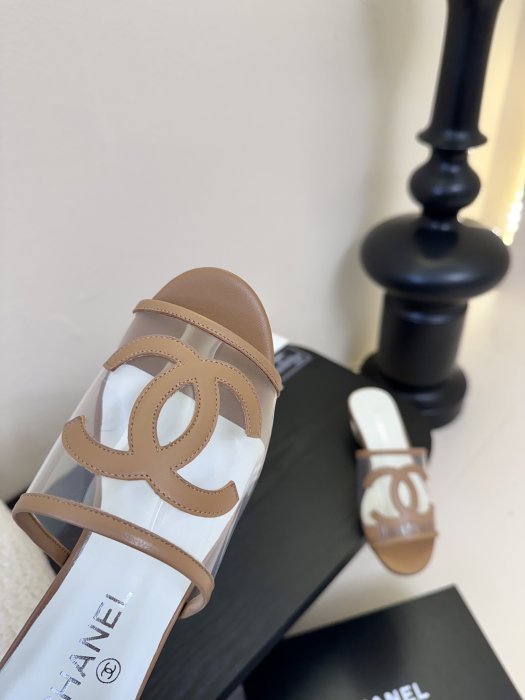 Босоножки фото 6