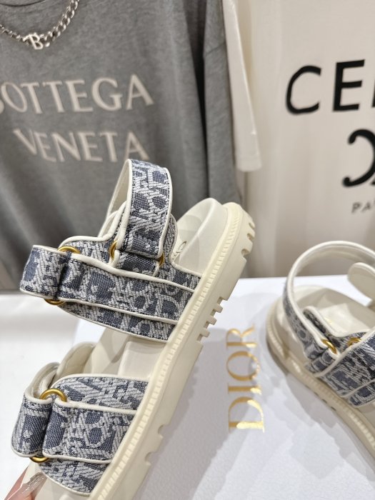 Sandals women's фото 6