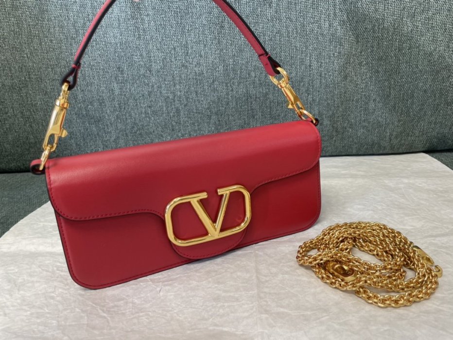 A bag women's Valentino Garavani Mini Loco 27 cm фото 5