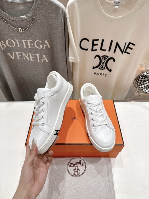 Кроссовки фото 4