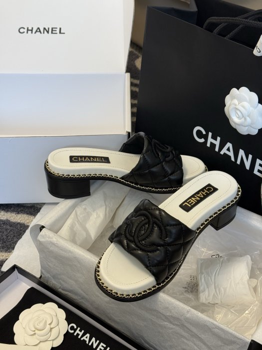 Босоніжки фото 6