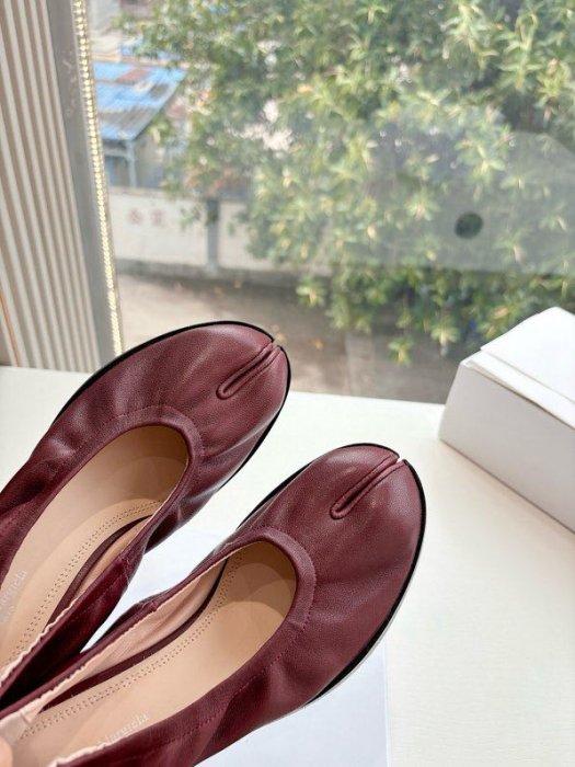 Туфли кожаные с раздвоенным носком фото 3