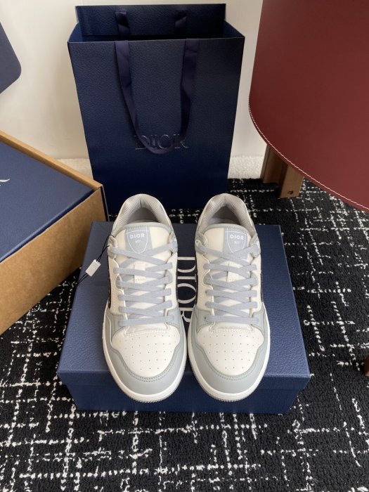 Кроссовки Dior B57