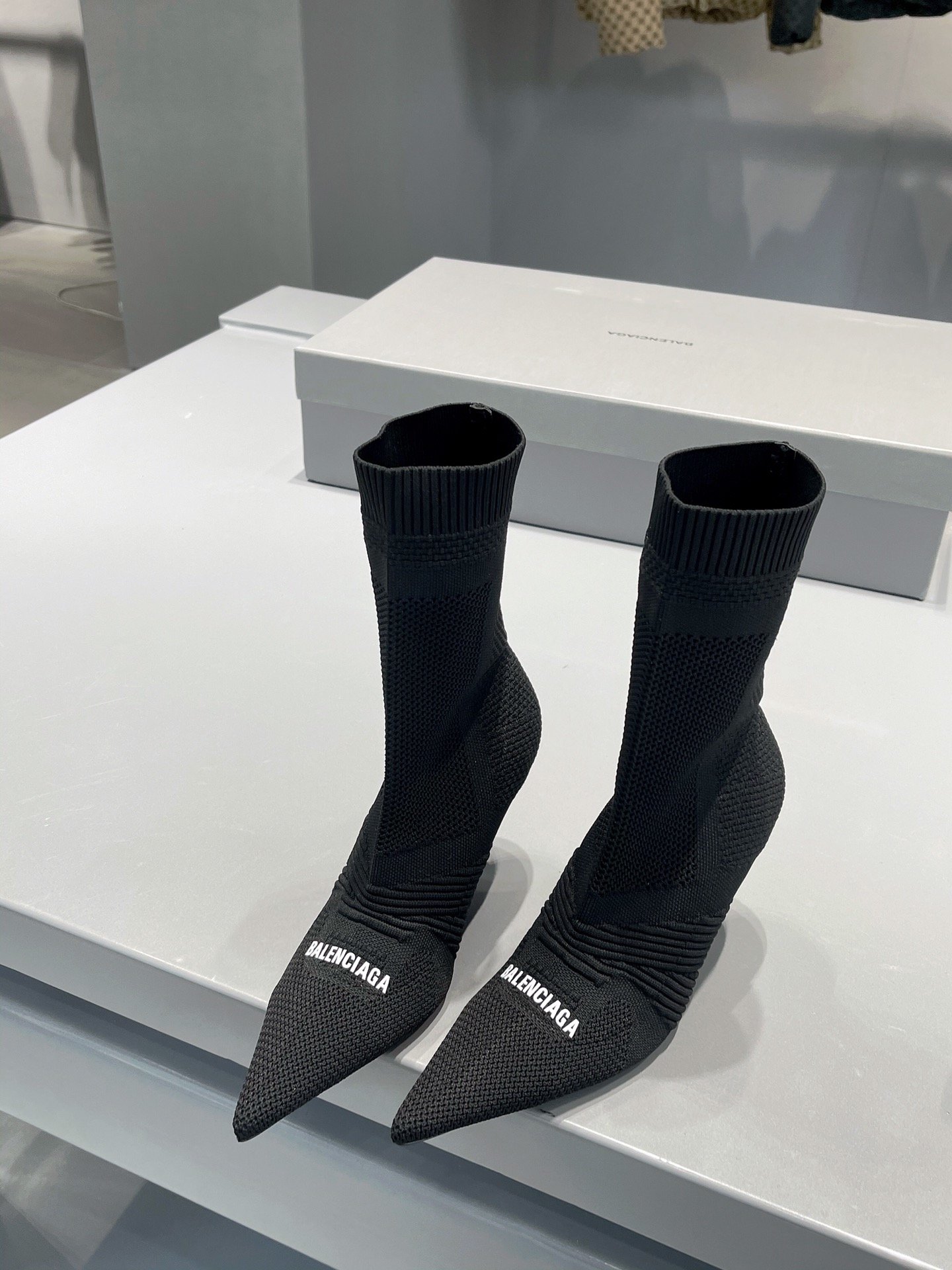 Boots knitted BALENCIAGA KNIFE from sharp the toe