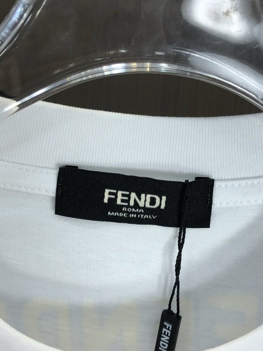 Футболка чоловіча фото 5