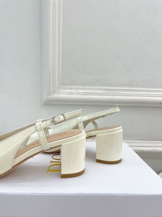 Босоножки фото 8