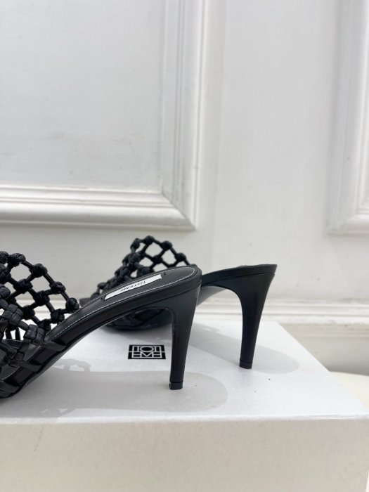 Босоножки фото 8