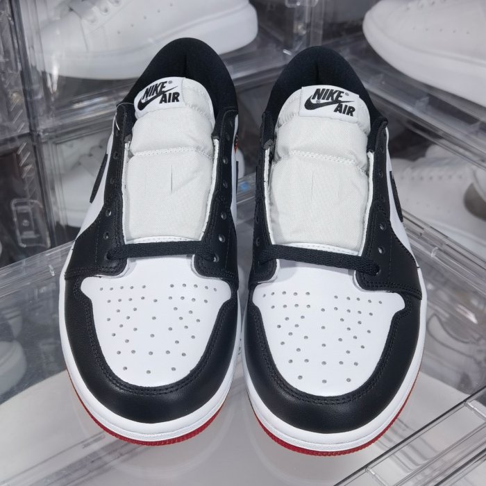 Sneakers Air Jordan 1 Low OG Black Toe фото 4