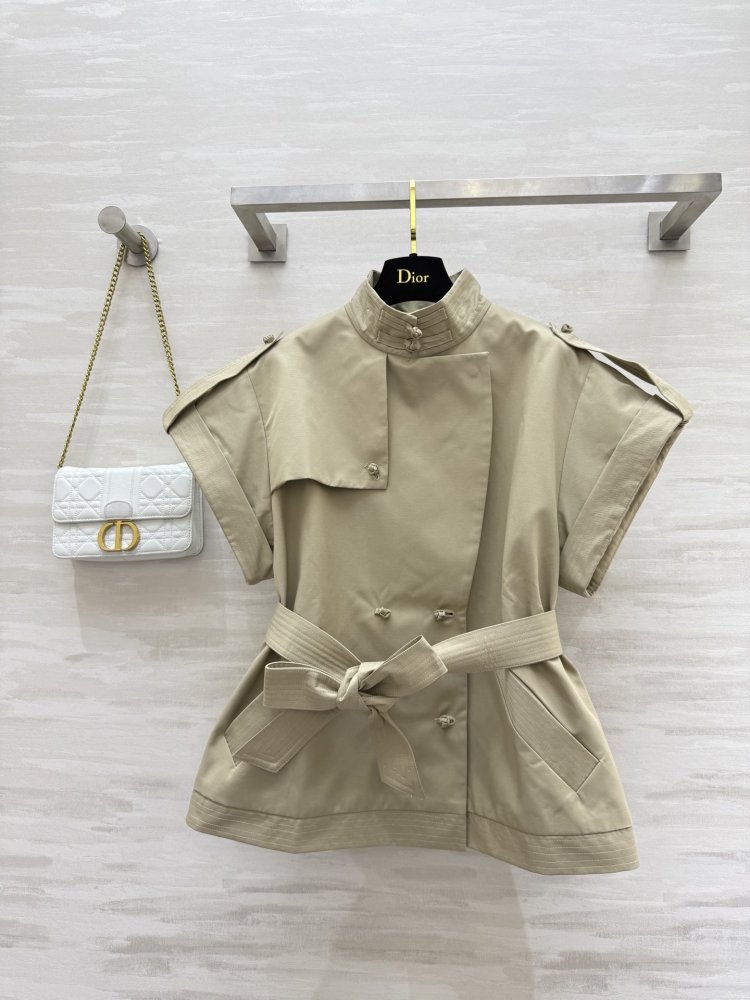 Двобортний тренчкот з короткими рукавами