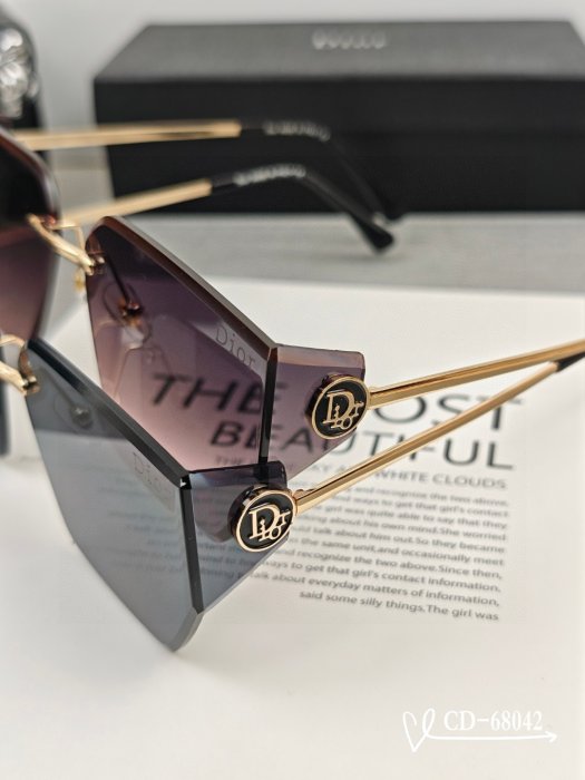 Очки солнцезащитные фото 7