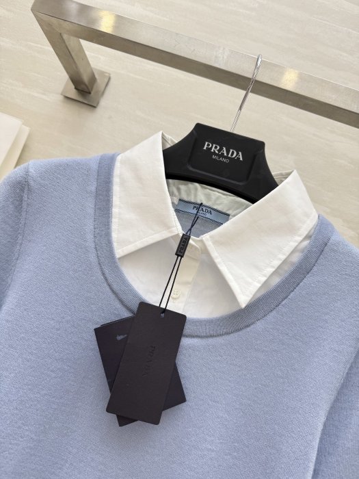 Футболка жіноча фото 6