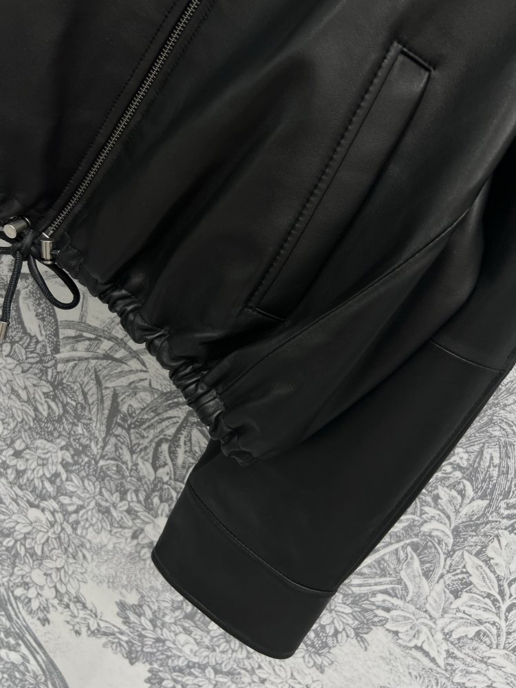 Jacket women's leather фото 6