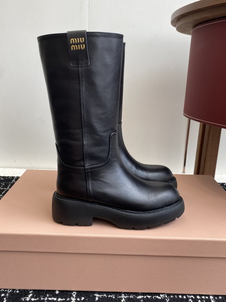 Чоботи жіночі фото 2