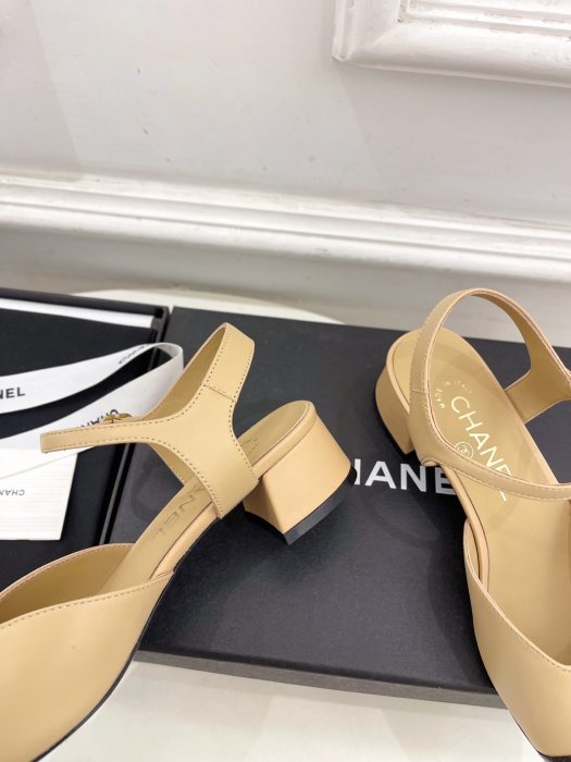 Босоножки фото 8