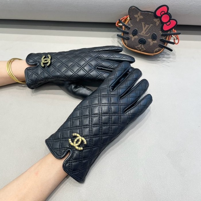 Gloves women's