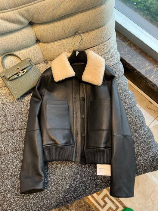 Jacket leather women's