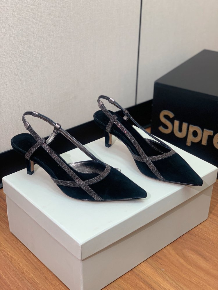 Босоножки фото 8