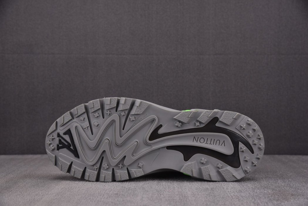 Кроссовки LOUIS VUITTON Runner Tatic Grey Green фото 4