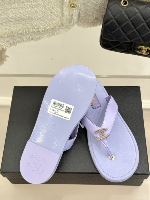 Шлепанцы фото 9