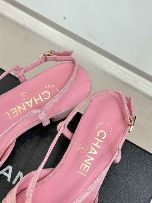 Босоножки фото 8