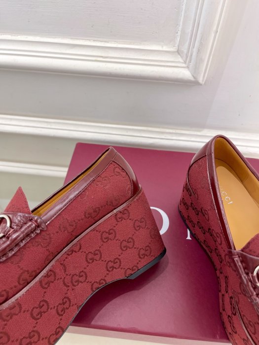 Туфли женские фото 7