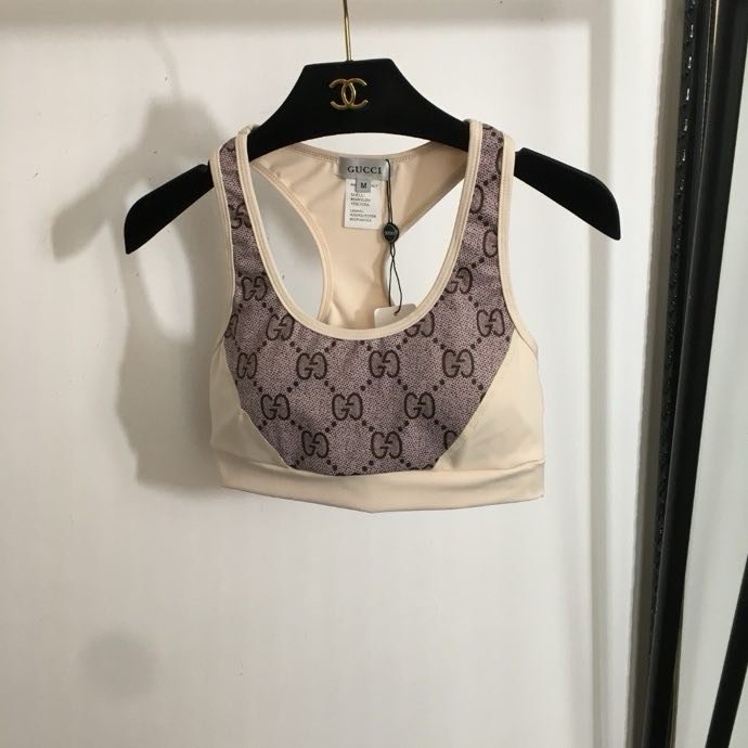 Костюм жіночий фото 2