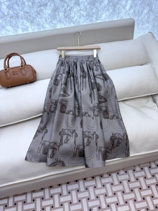 Костюм женский фото 6