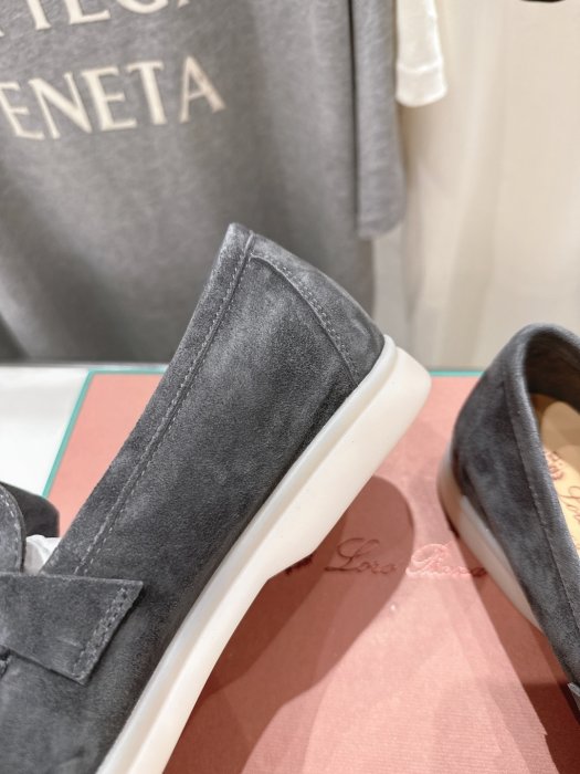 Лоферы женские фото 6