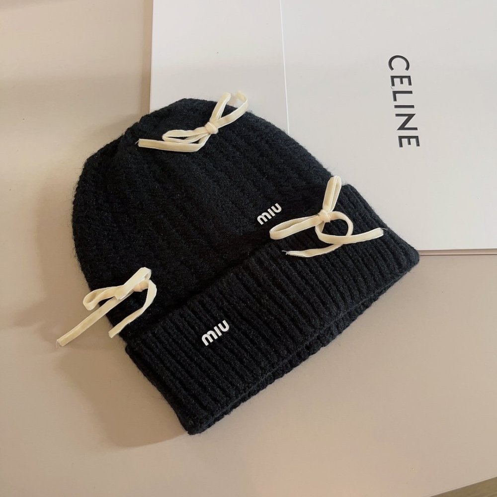A cap knitted winter