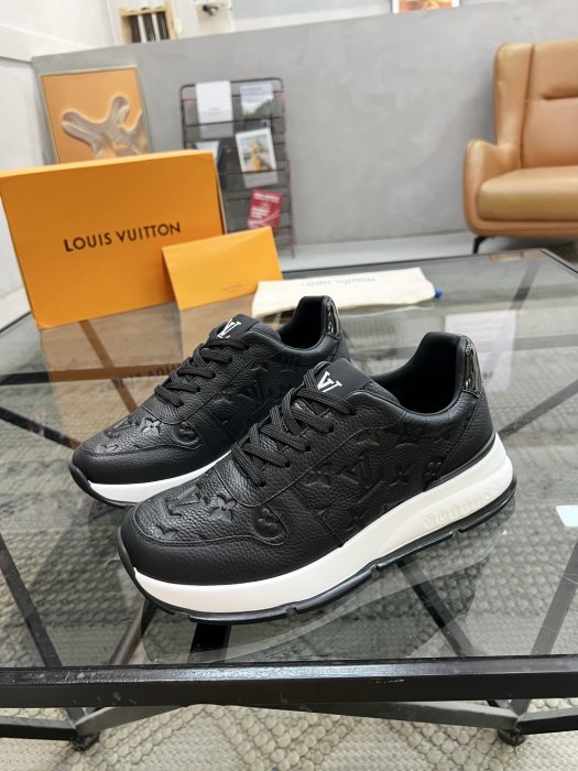 Кроссовки мужские