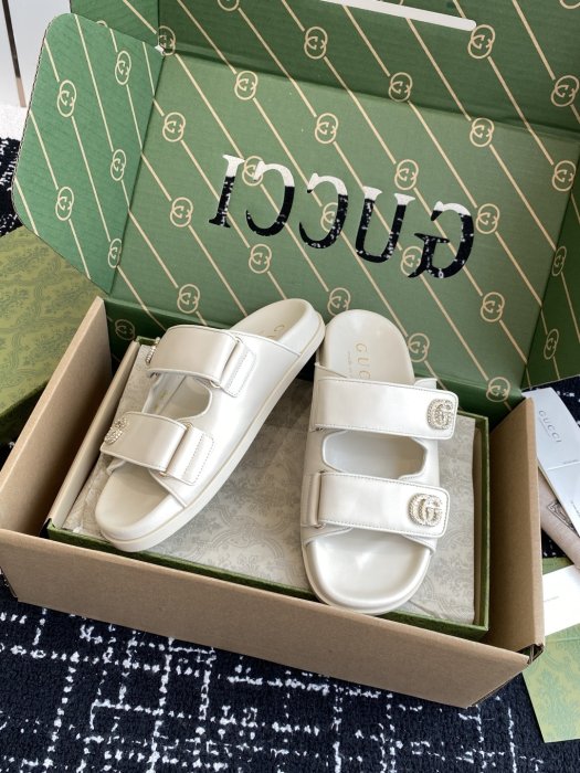 Шлепанцы фото 5