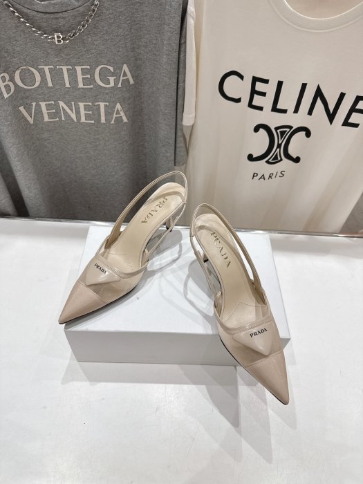 Босоножки фото 2